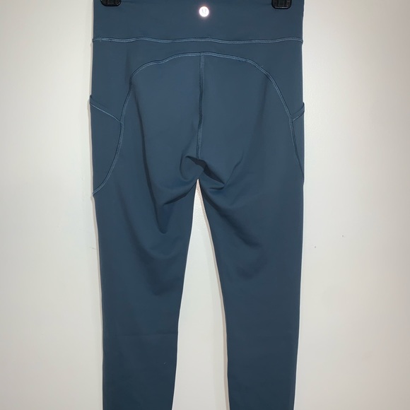 Lululemon Invigorate High-Rise Thight 25” - Picture 2 of 2